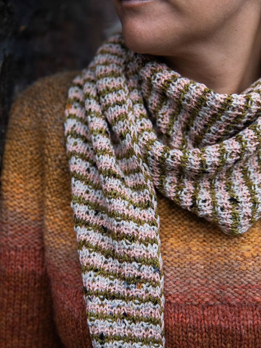 52 Weeks of Scrap Yarn - Projects for Crafters by Laine Publishing