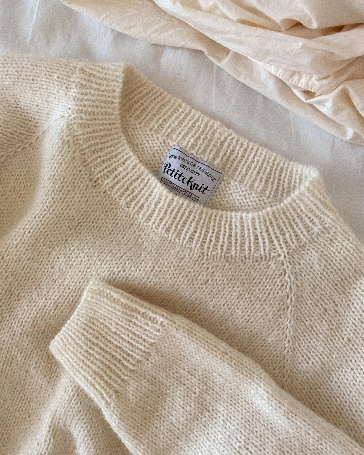 Kein Schnickschnack Pullover von PetiteKnit (DIN A5 Heft)
