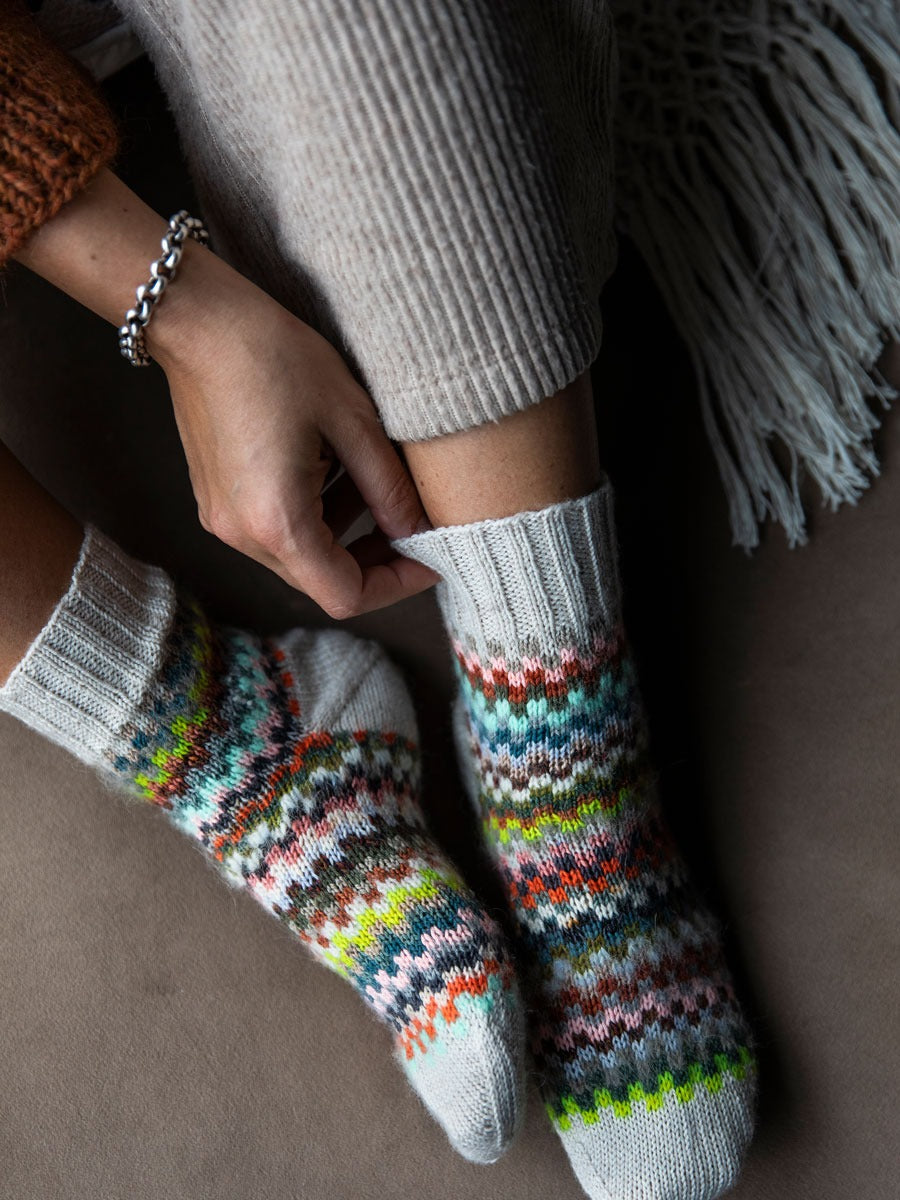 52 Weeks of Scrap Yarn - Projects for Crafters by Laine Publishing