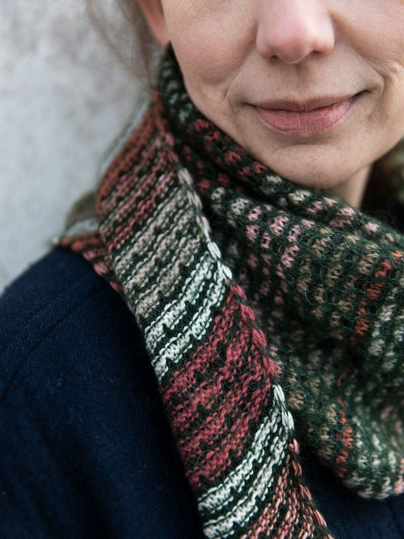 52 Weeks of Scrap Yarn - Projects for Crafters by Laine Publishing