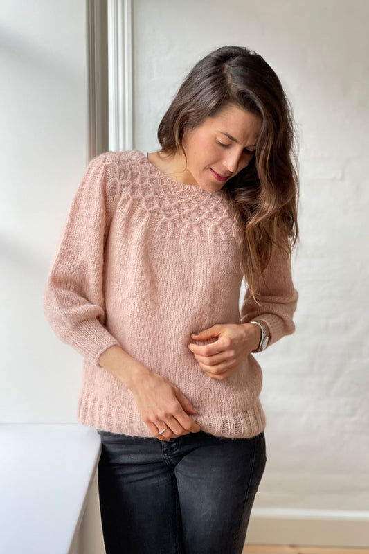 Beautiful smock sweater von CaMaRose (DIN A4 Heft)