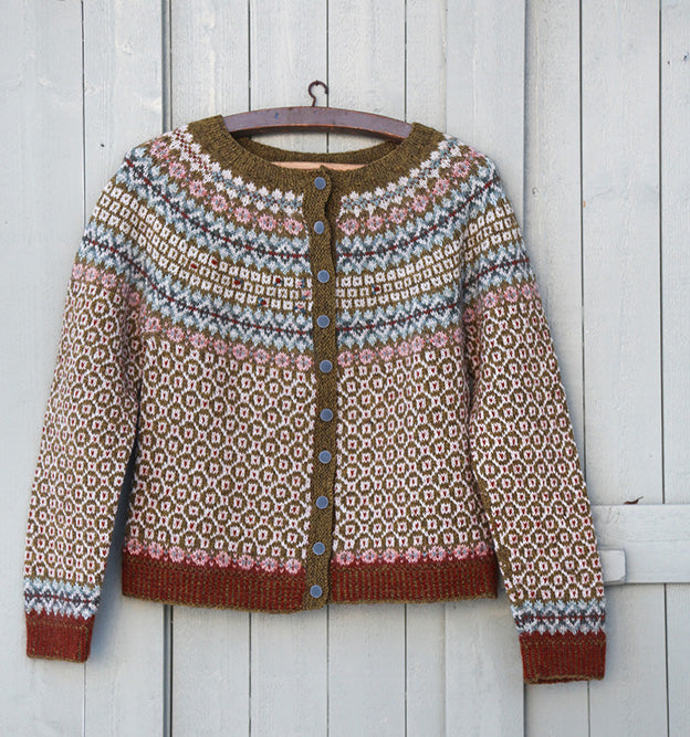 Traumhafte Strickjacken aus Norwegen von Kristin Wiola Ødegård