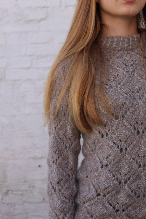 Hydrangeas sweater von CaMaRose (DIN A4 Heft)