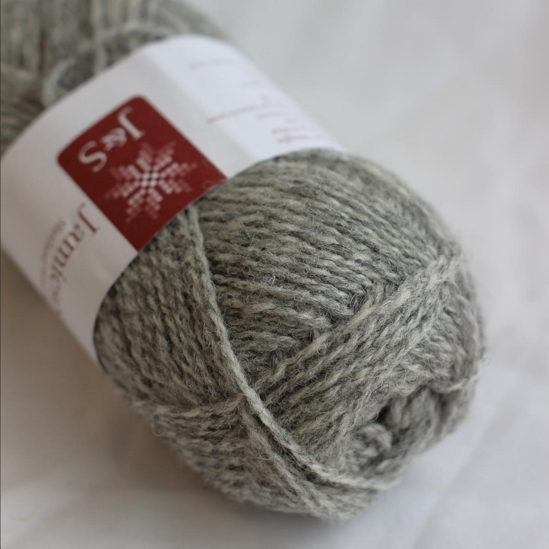 Jamieson & Smith - 2ply Jumper Weight (neutrale Töne)