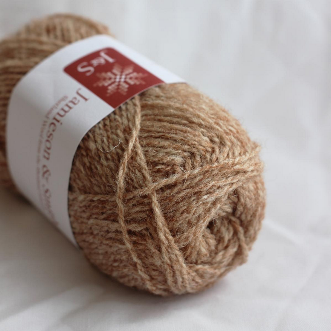 Jamieson & Smith - 2ply Jumper Weight (neutrale Töne)
