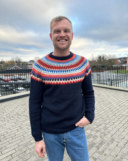 Celeste Sweater Man von PetiteKnit (DIN A5 Heft)