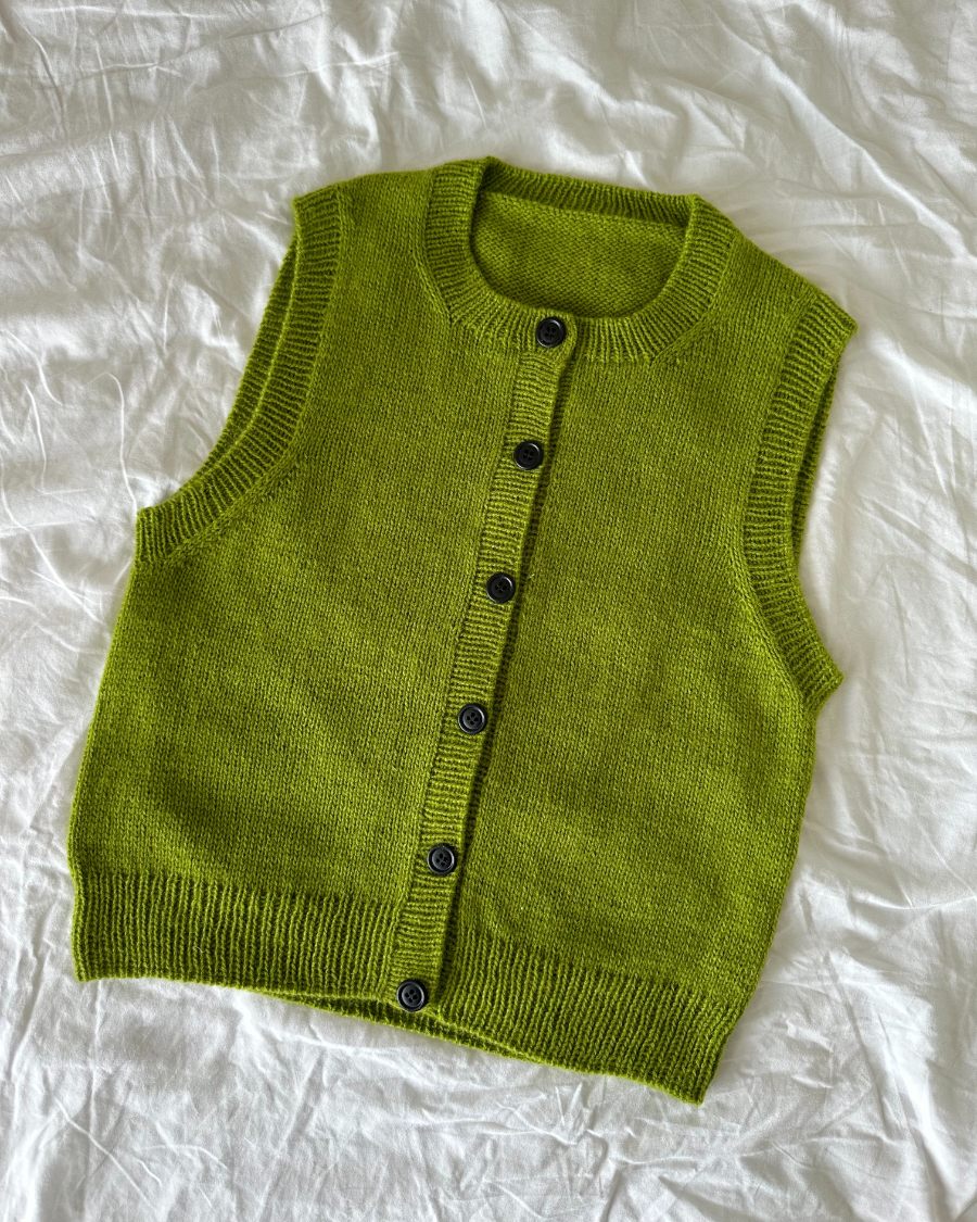 Maggie Vest von PetiteKnit (DIN A5 Heft)